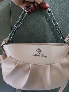 Metro Sling Bag With Free Gift