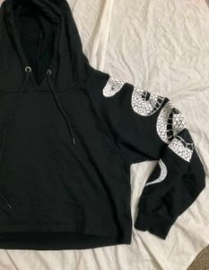 Snake cropped hoodie