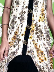 Patterned Dress with Black Accent