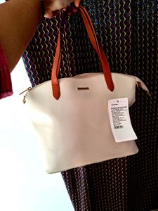 new Fastrack Handbag