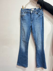 Bootcut Jeans