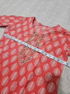 Peach Kurta Set – Size M, Gently Worn (7-8 Times)