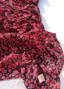 Brand New (Urbanic)Red Floral Gathered Sheath Dres