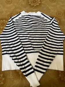 Korean Top