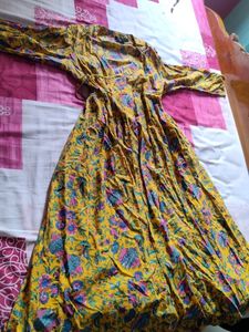 Yellow tie-knot slit anarkali Kurti