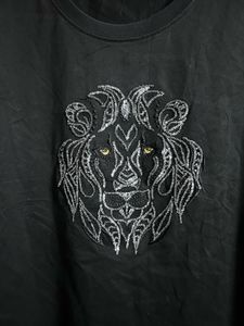 Black Lion Graphic Tee
