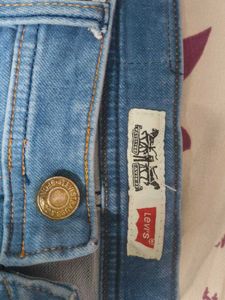 LEVIS JEANS BLUE