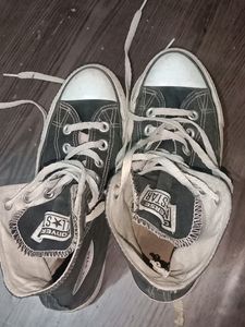 Converse shoe