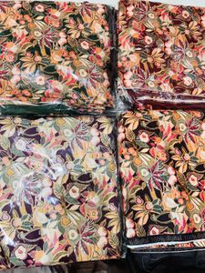 all over digital suit with chunii four side laise