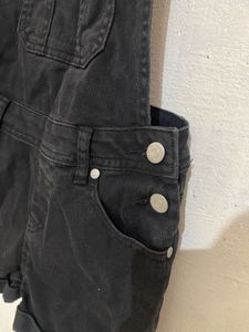 Black Short Dungaree With Pocket &amp; Button At Side