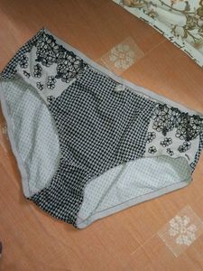 Beautiful Patterned Net Less Panties