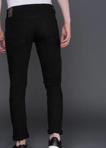 WROGN Men Black Slim Fit Mid-Rise Clean LookStretc