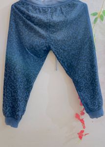 Max Blue Patterned Capri