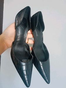 Mango Pumps