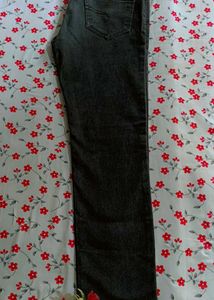 Cantabil Denim Jeans| Both Men and Women Can Wear