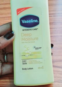 Vaseline Deep Moisture