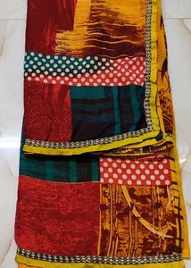 😍Pretty Synthetic Red Saree😍