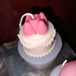 Strawberry Top Cake Candle