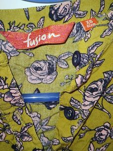 XS Kurti (Fusion) For Women (100% Rayon)