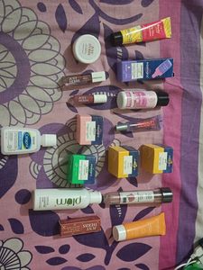 Combo Offer For Sample Size Skincare Products
