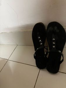 ELLE Black Flats