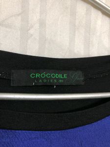 Crocodile Black Top