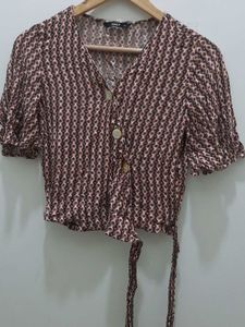 Retro Print Tie-Waist Top