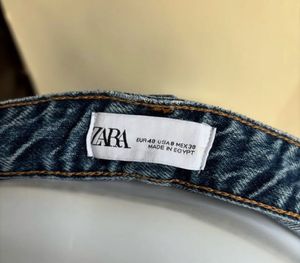 ZARA Straight Jean