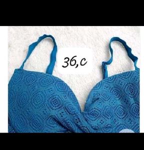 Lace Detail Push-Up Bra