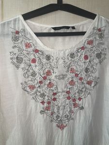 Embroidered White Kurta