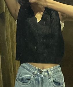 Black Cropped Sweater Vest Top