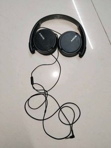 Sony Wired Headphones - Black