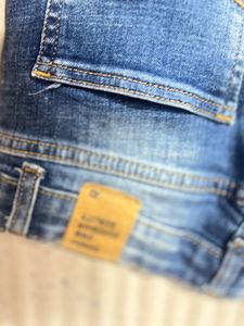 Stylish Blue Denim Jeans