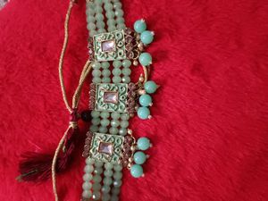 Elegant Green Earrings
