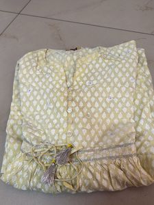 Elegant Yellow Printed Kurta