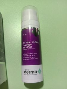 2-The Derma co 7% AHA + 1% BHA Overnight Face Peel
