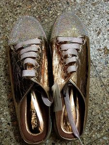 Stylish Rose Gold Casual Shoes