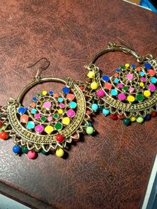 Un Used  New  Earrings