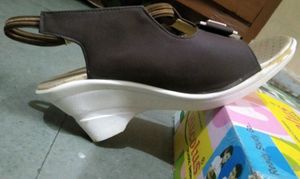 Women&#39;s Korean Casual Wedges Heel Footwear .
