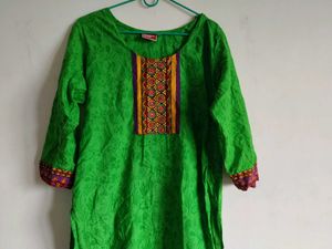Green Embroidered Kurta