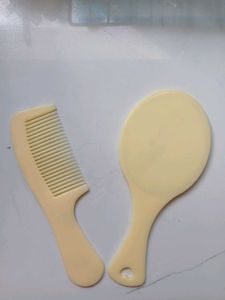 Comb &amp; Mirror Set