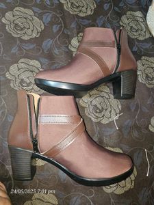 Stylestry Boots Never Used