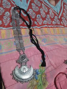 Silver Tone Necklace