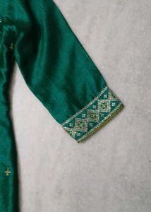 Green Embroidered Kurta