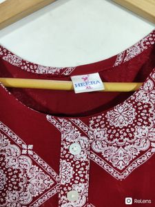 Heera Round Neck With 3/4th Sleeves Kurta (Women&#39;s
