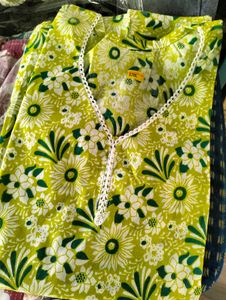 SHORT KURTI