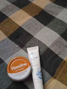 vaseline lip balm and plum face wash combo