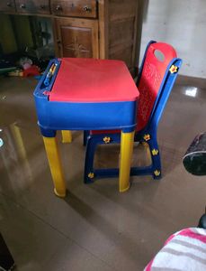 Neelkamal Kids Tanle And Chair