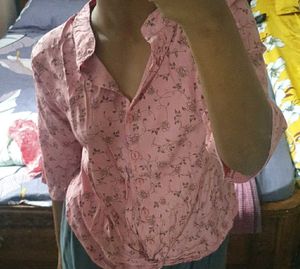 Floral Print knotted Top