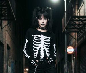 💀Spooky Season Essentials: Skeleton Tee🎃